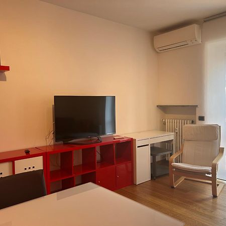 Comfortable Apartment In The Heart Of Лекко Экстерьер фото