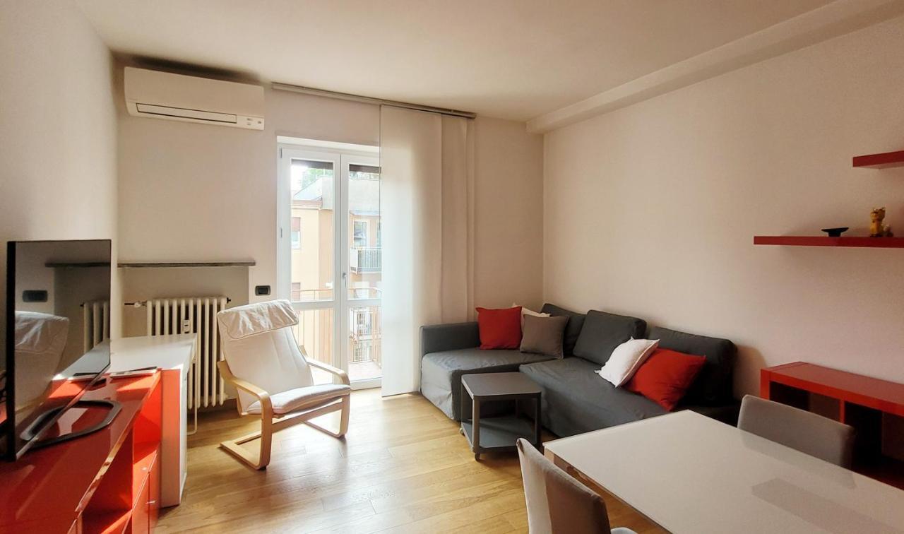 Comfortable Apartment In The Heart Of Лекко Экстерьер фото
